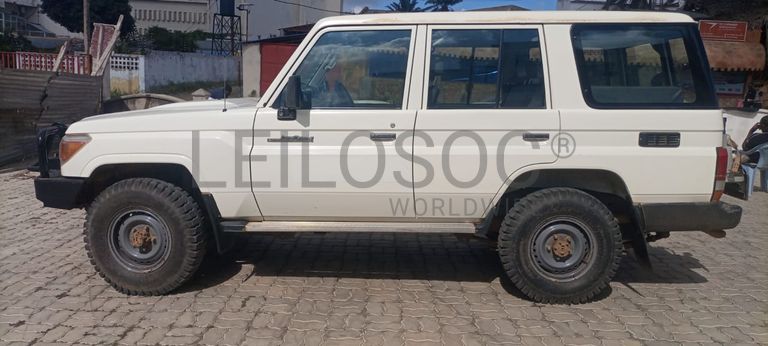 Toyota Land Cruiser - 2,70m