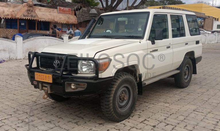 Toyota Land Cruiser - 2,70m