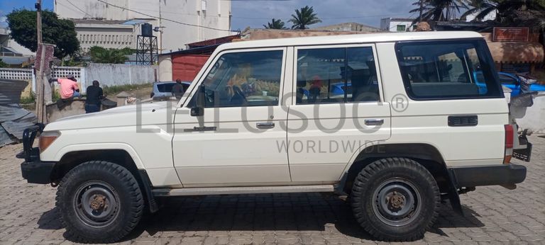 Toyota Land Cruiser - 2,70m
