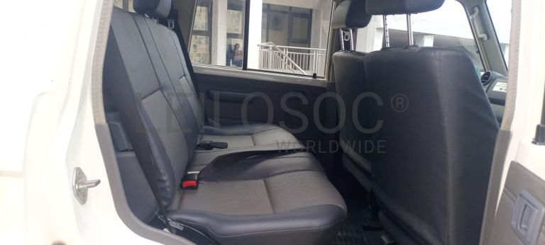 Toyota Land Cruiser - 2,70m