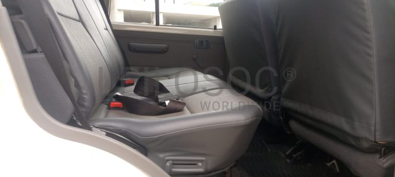 Toyota Land Cruiser - 2,70m