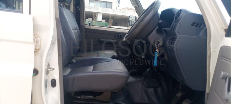 Toyota Land Cruiser - 2,70m