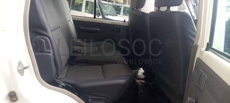 Toyota Land Cruiser - 2,70m