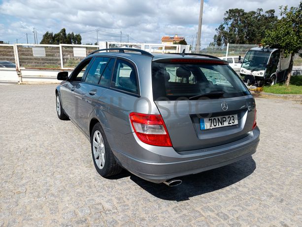 Mercedes-Benz C220 · Ano 2008
