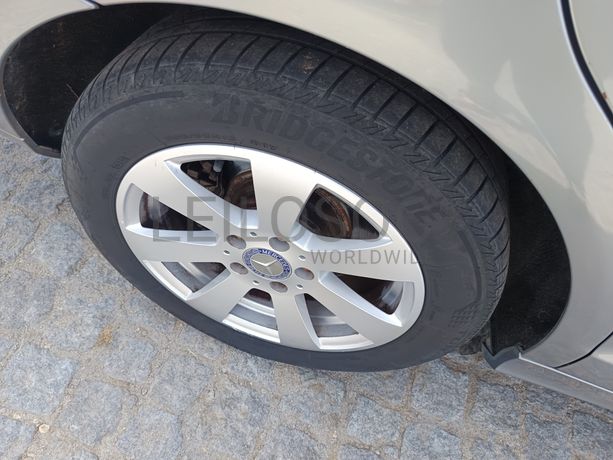 Mercedes-Benz C220 · Ano 2008