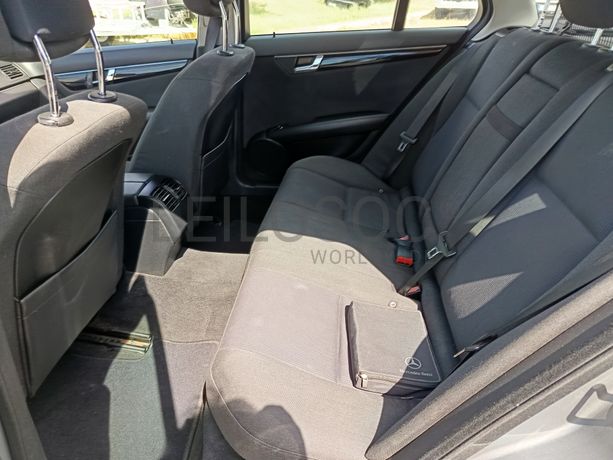 Mercedes-Benz C220 · Ano 2008