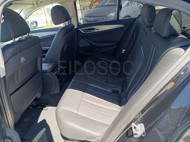 BMW 530 E Plug-in-Hybrid · Ano 2019