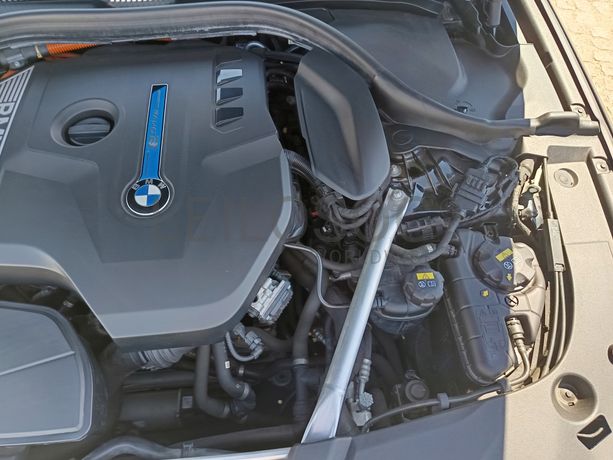 BMW 530 E Plug-in-Hybrid · Ano 2019