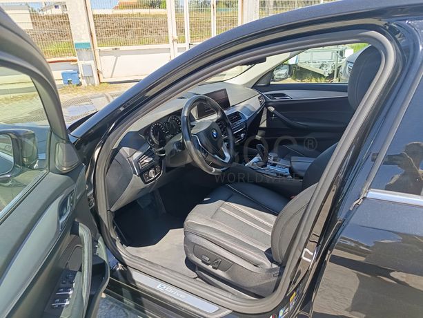 BMW 530 E Plug-in-Hybrid · Ano 2019