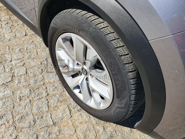 Renault Captur · Ano 2022