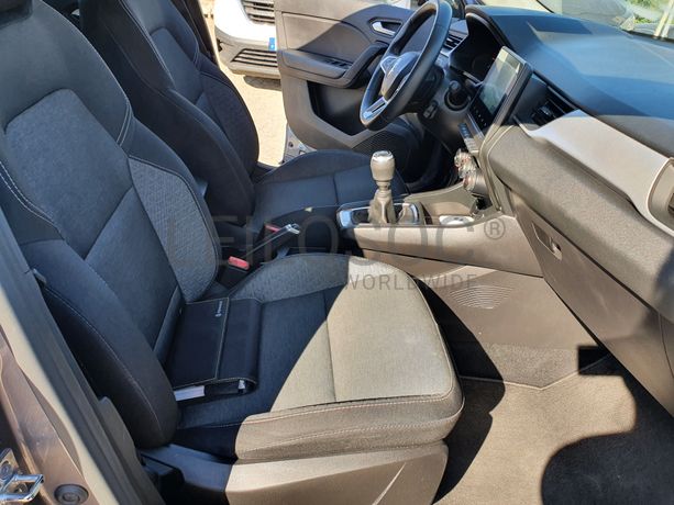 Renault Captur · Ano 2022