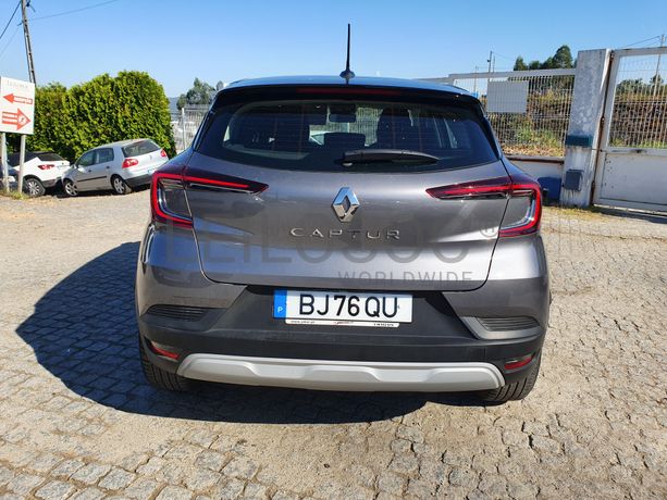 Renault Captur · Ano 2022