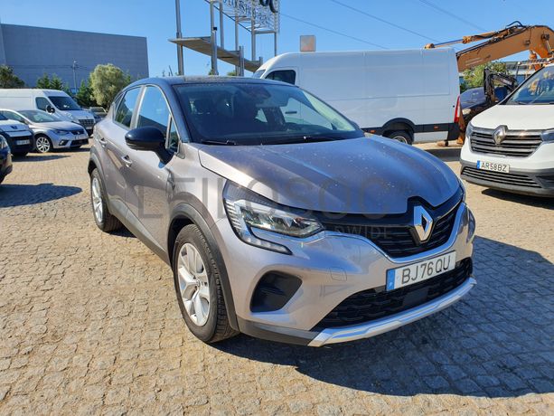 Renault Captur · Ano 2022