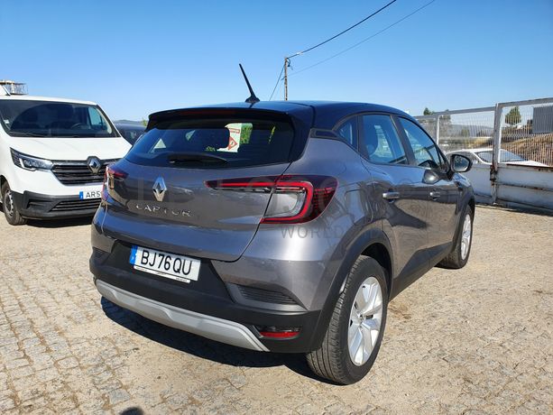 Renault Captur · Ano 2022
