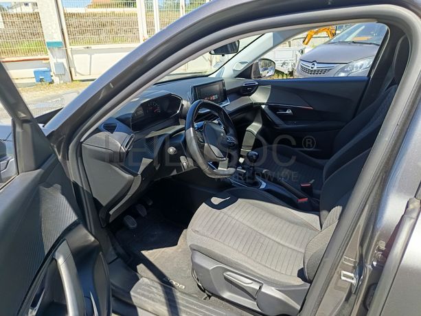 Peugeot 2008 · Ano 2020