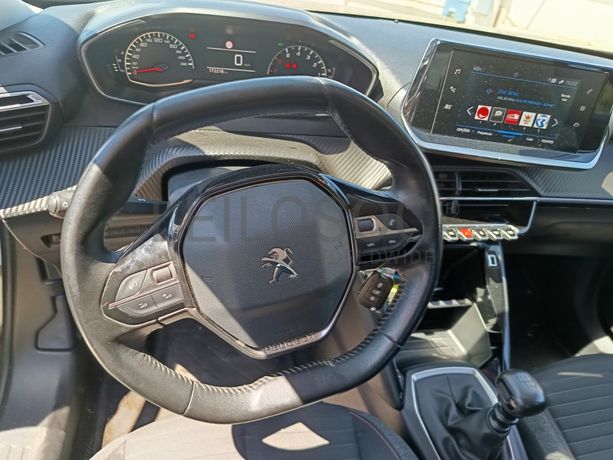 Peugeot 2008 · Ano 2020