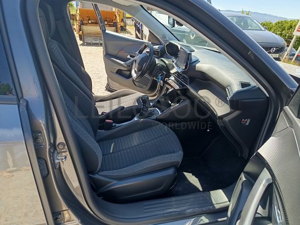 Peugeot 2008 · Ano 2020