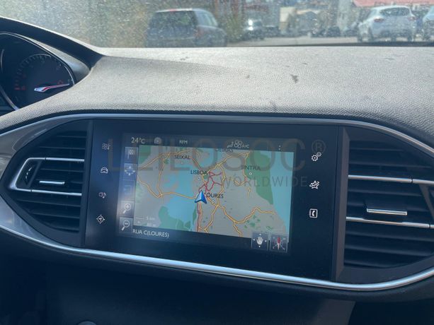 Peugeot 308 · Ano 2017