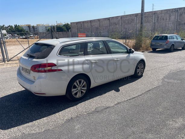 Peugeot 308 · Ano 2017