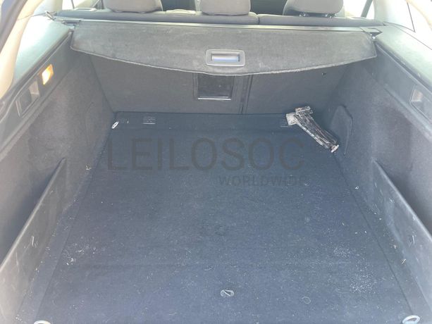 Peugeot 308 · Ano 2017