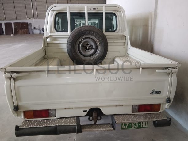 TOYOTA	LC PICK-UP