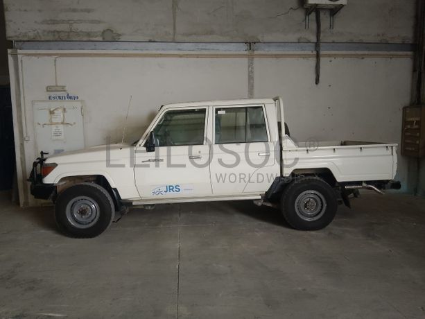 TOYOTA	LC PICK-UP