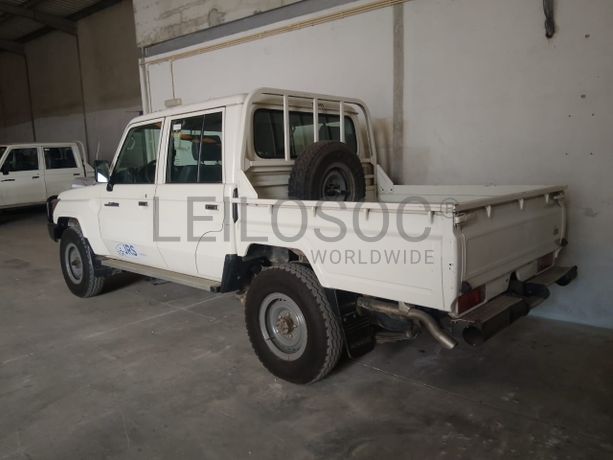 TOYOTA	LC PICK-UP