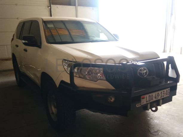 TOYOTA	PRADO