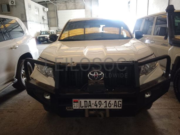 TOYOTA	PRADO 
