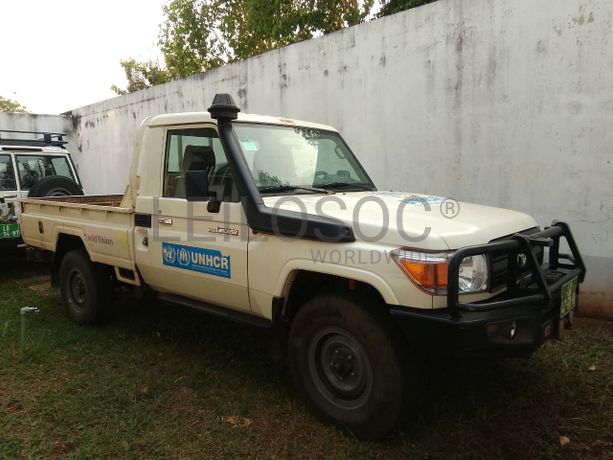 TOYOTA	LC PICK-UP