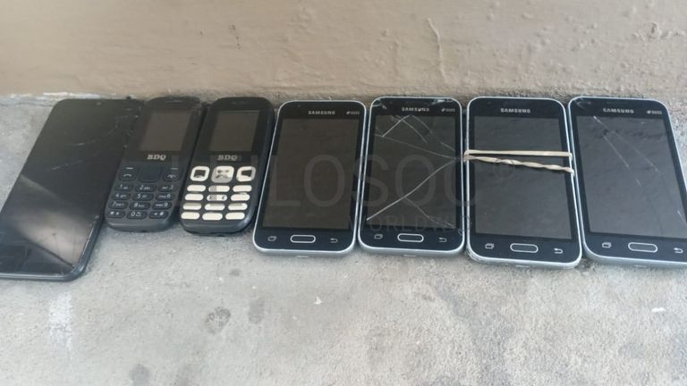 Telefones 