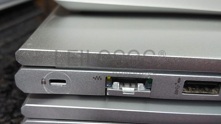 Portátil HP 440