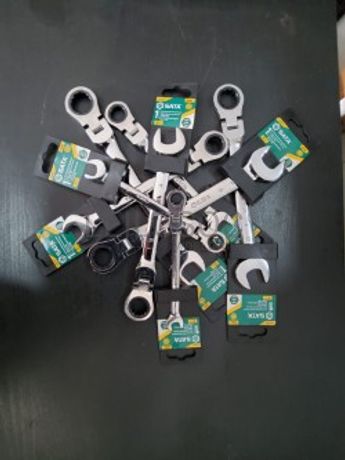 CONJUNTO DE 8 CHAVES BOCA/LUNETA C/ ROQUETE DE CABEÇA FLEXÍVEL