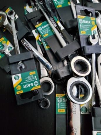 CONJUNTO DE 17 CHAVES COMBINADAS BOCA / LUNETA C/ ROQUETE