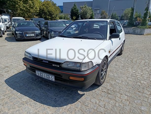 Toyota Corolla GTI-16 · Ano 1990