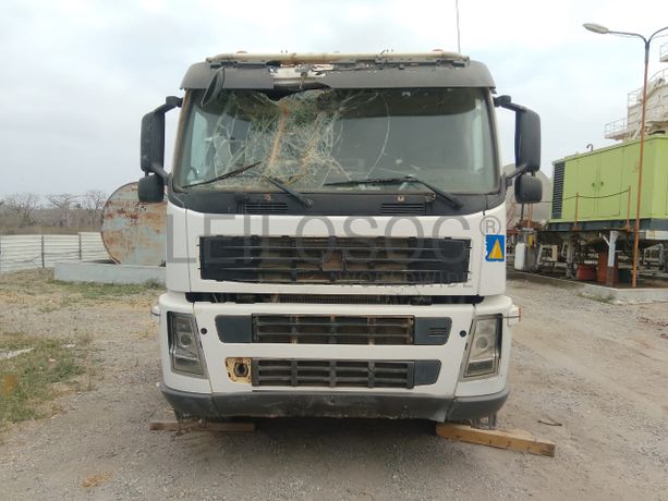 Camião Tractor Volvo FM 440