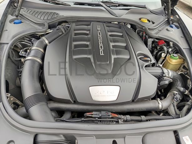 Porsche Panamera · Diesel · Ano 2011