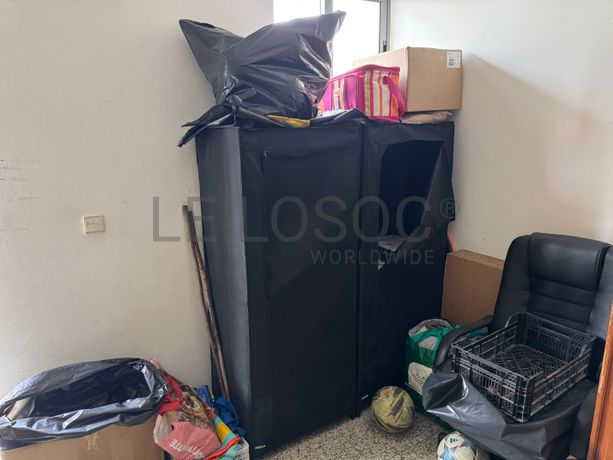 Mobiliário · Material Informático · Eletrodomésticos · Relógios