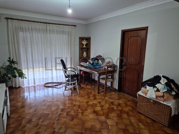 Moradia V4 · Vila de Cucujães, Oliveira de Azeméis