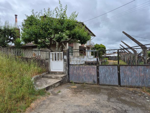 Moradia V4 · Vila de Cucujães, Oliveira de Azeméis