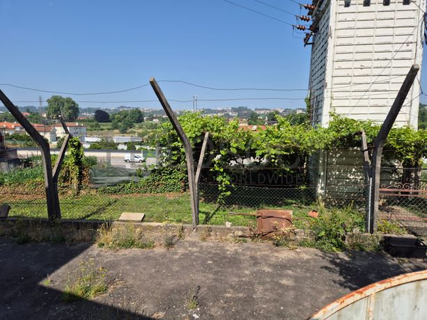 Moradia V4 · Vila de Cucujães, Oliveira de Azeméis