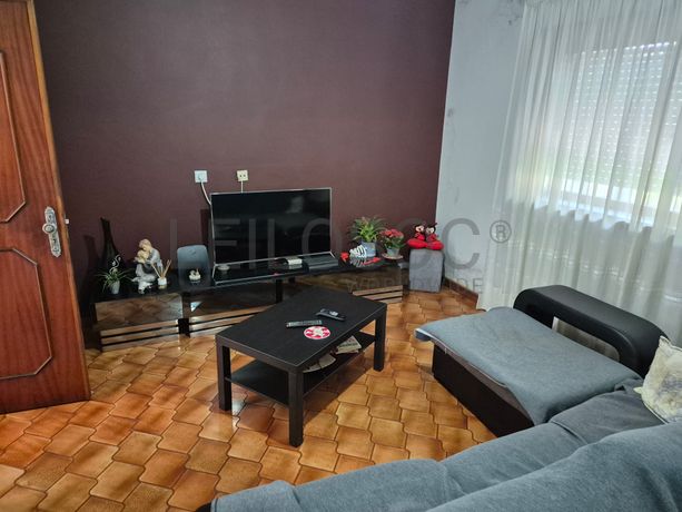 Moradia V4 · Vila de Cucujães, Oliveira de Azeméis