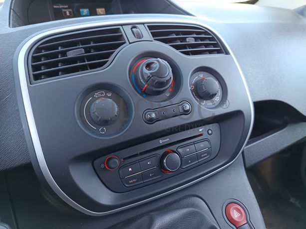 Renault Kangoo · Ano 2015