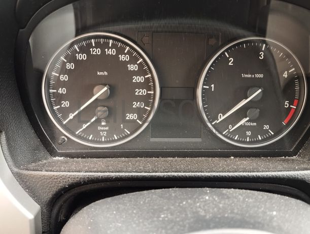 BMW 318d · Ano 2008