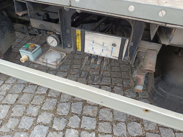 Nissan Cabstar Com Plataforma Elevatória · Ano 2007