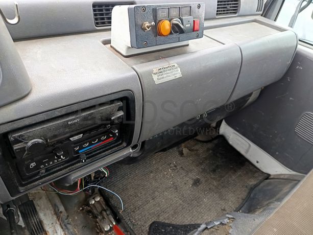 Nissan Cabstar Com Plataforma Elevatória · Ano 2007