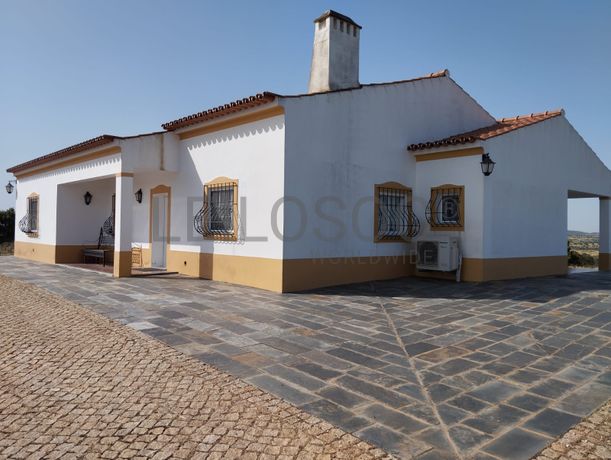 Monte Novo de Valvaqueiros · Santiago Maior, Alandroal