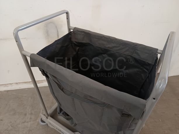 Carrinho Limpeza