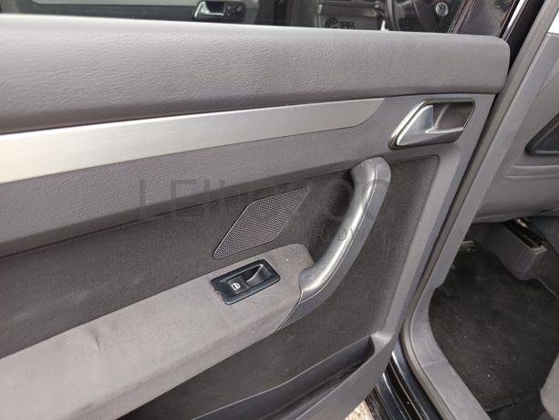 Volkswagen Touran · 7 Lugares · Ano 2007