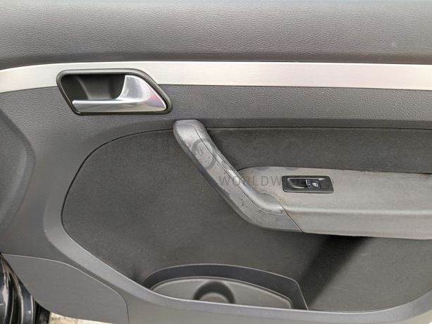 Volkswagen Touran · 7 Lugares · Ano 2007